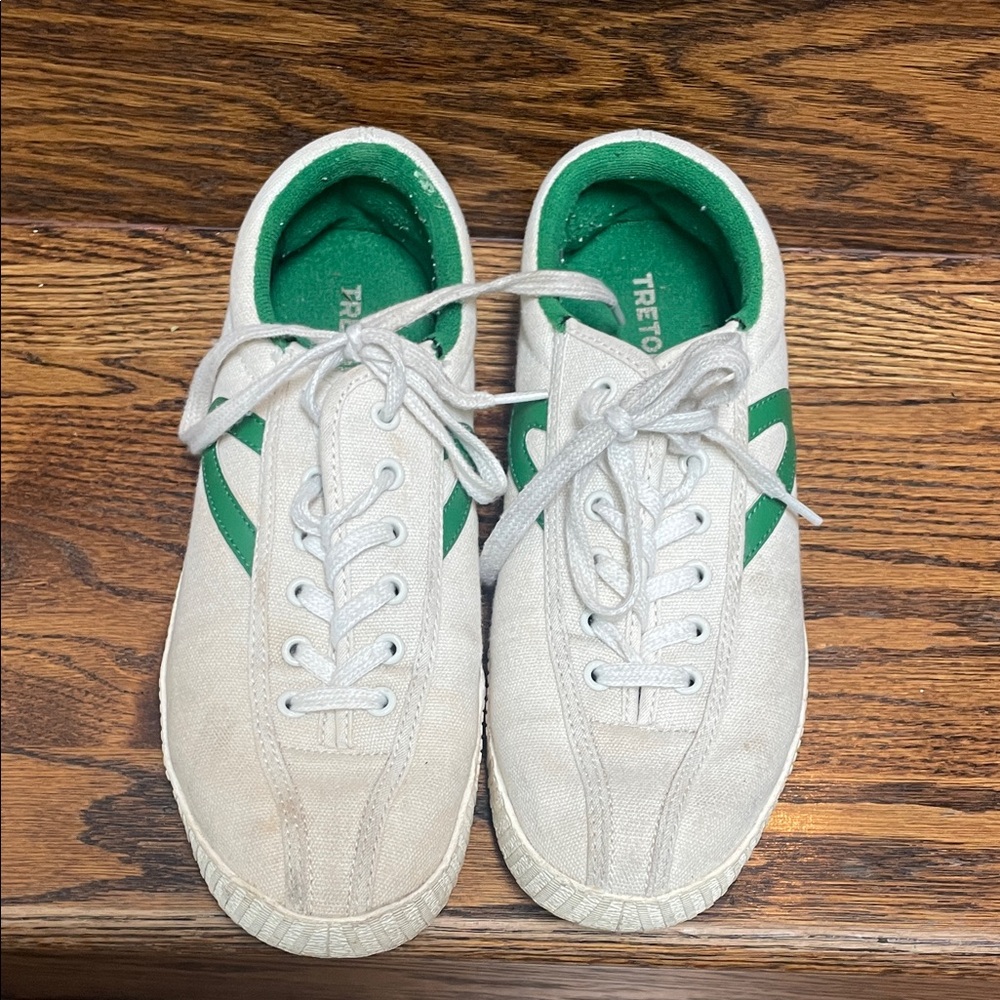 Tretorn White Canvas Sneakers with Green Accents